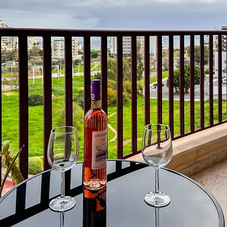 T1 Clube Praia Mar Апартаменти *