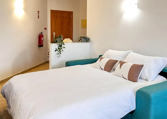 Sea Breeze Портиман