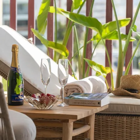 Sea Breeze Апартаменты